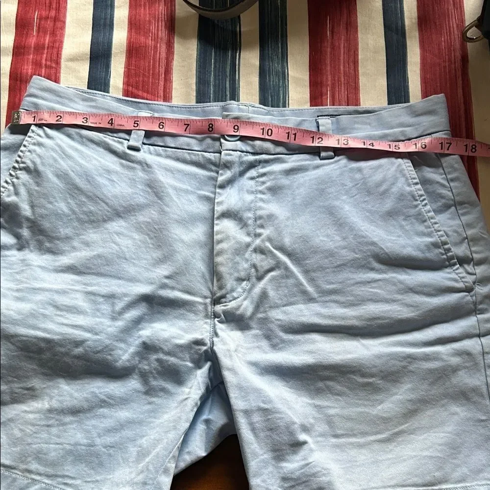 Vineyard vines Light Blue Men's Shorts Men size 32 used 1 x impeccable